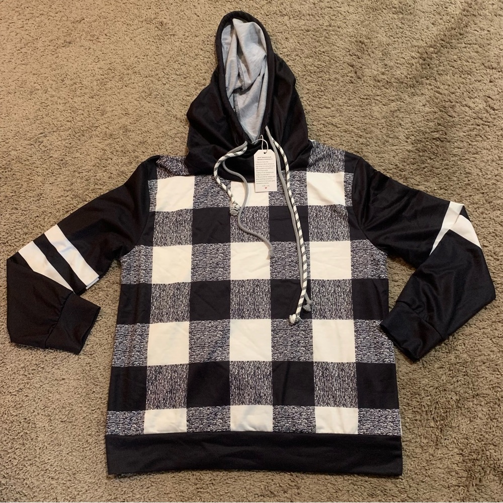 NWT Exclusive Plaid Hooded Top Large
